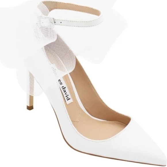 Charles David Tulle White Bridal Pump - Picture 2 of 6